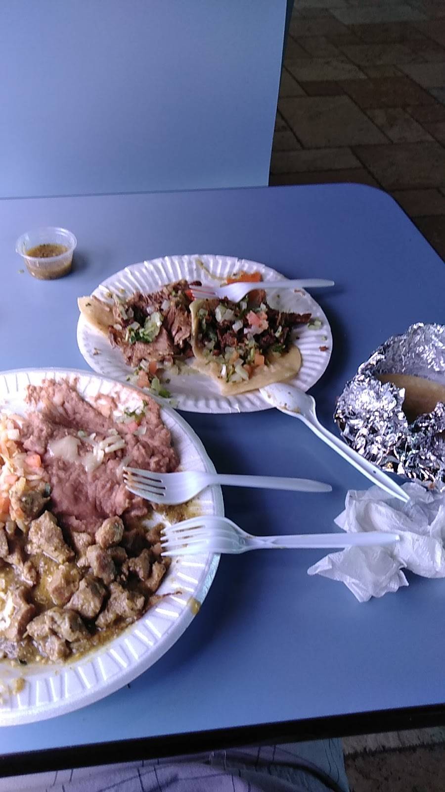 Super Taco | restaurant | 93305, 1300 E Truxtun Ave, Bakersfield, CA 93305, USA | 6613221146 OR +1 661-322-1146