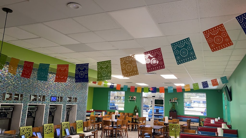 Los Pinitos Mexican Restaurant | restaurant | 4408 E Berry St, Fort Worth, TX 76105, USA | 8174399190 OR +1 817-439-9190