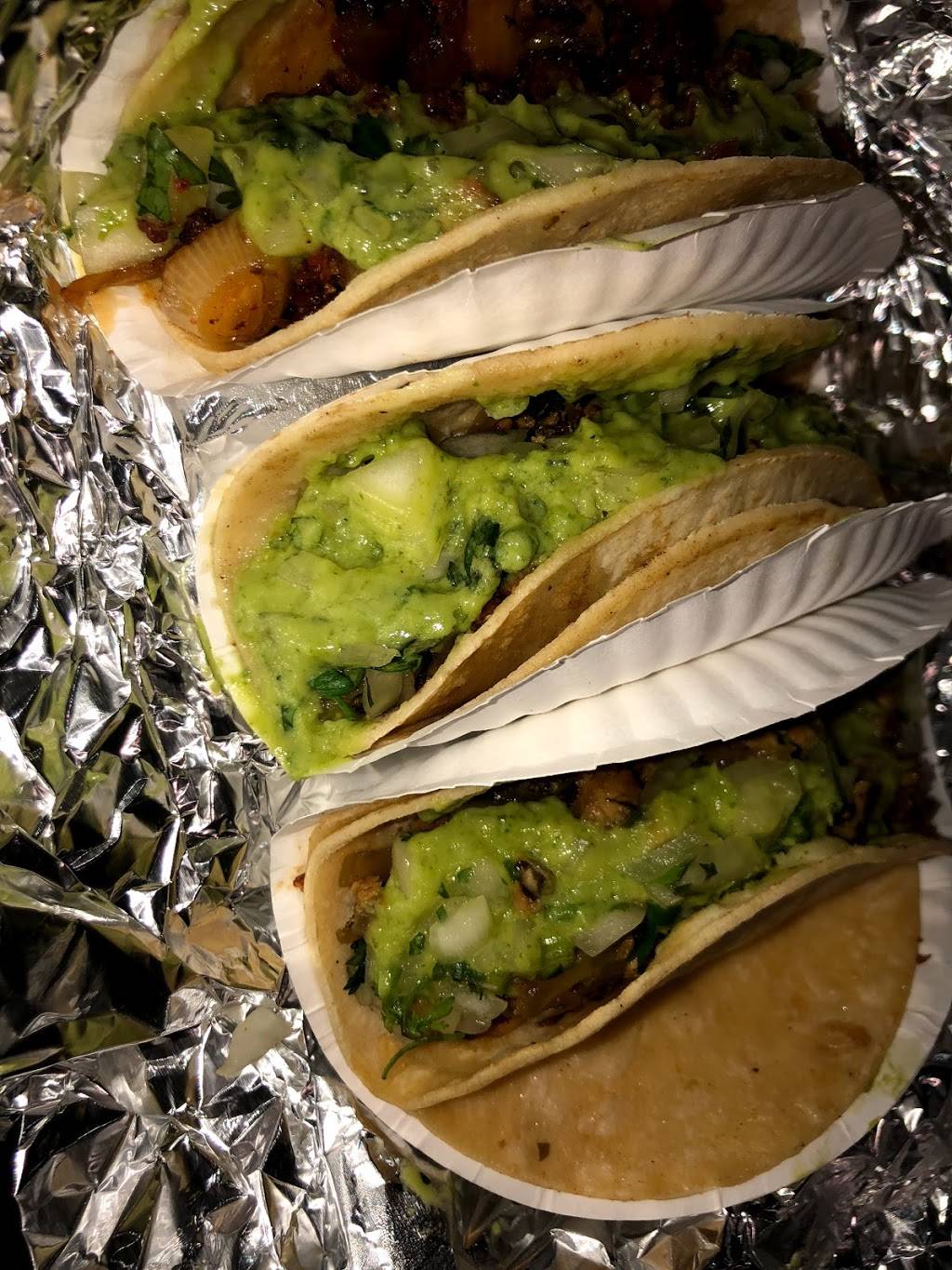 Tacos Carmelita Truck | restaurant | 88 Ave and Sutphin Blvd, Jamaica, NY 11435, USA | 3473587109 OR +1 347-358-7109