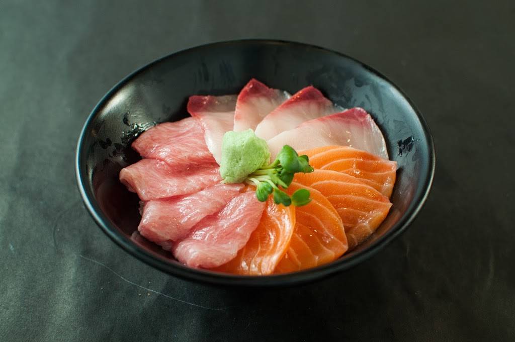 Hasu Sushi & Grill | restaurant | 250 Steele St #104, Denver, CO 80206, USA | 3037229968 OR +1 303-722-9968