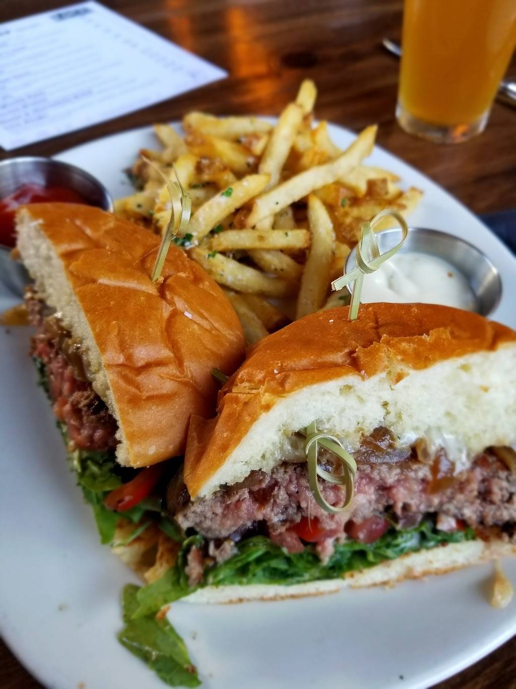 Luce Bar & Kitchen | restaurant | 1959 Morena Blvd, San Diego, CA 92110, USA | 6192750321 OR +1 619-275-0321