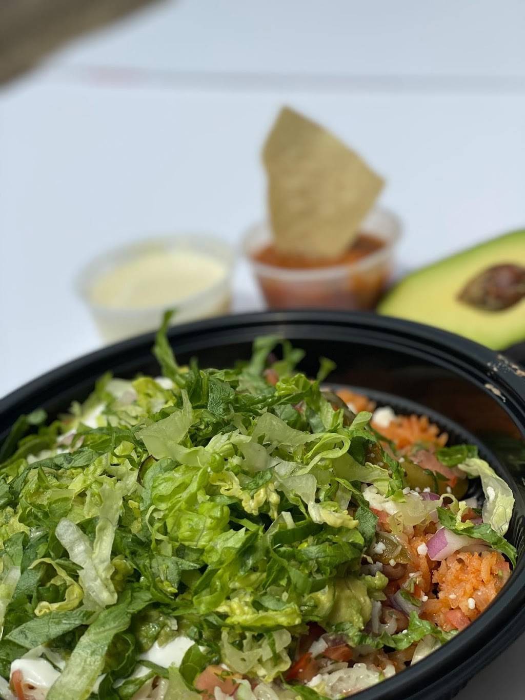 La Fuente Mexican Street Food | restaurant | 9222 Metcalf Ave, Overland Park, KS 66212, USA | 9132619919 OR +1 913-261-9919