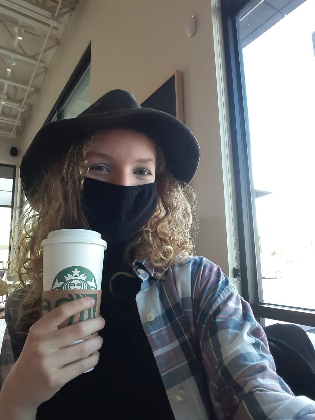 Starbucks | cafe | 3004 Olive Hwy, Oroville, CA 95965, USA | 5309990392 OR +1 530-999-0392