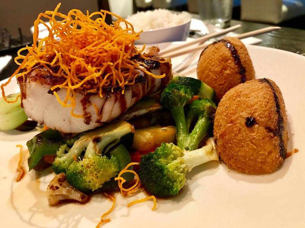 Makisu Sushi Lounge and Grill | night club | 3279, 7150 Carpenter Rd, Skokie, IL 60077, USA | 8476779030 OR +1 847-677-9030