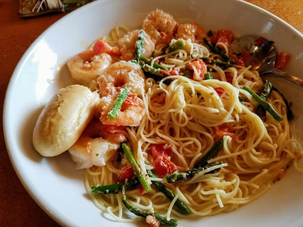 Olive Garden Italian Restaurant | meal takeaway | 1301 E Hillside Dr, Broken Arrow, OK 74012, USA | 9183552738 OR +1 918-355-2738