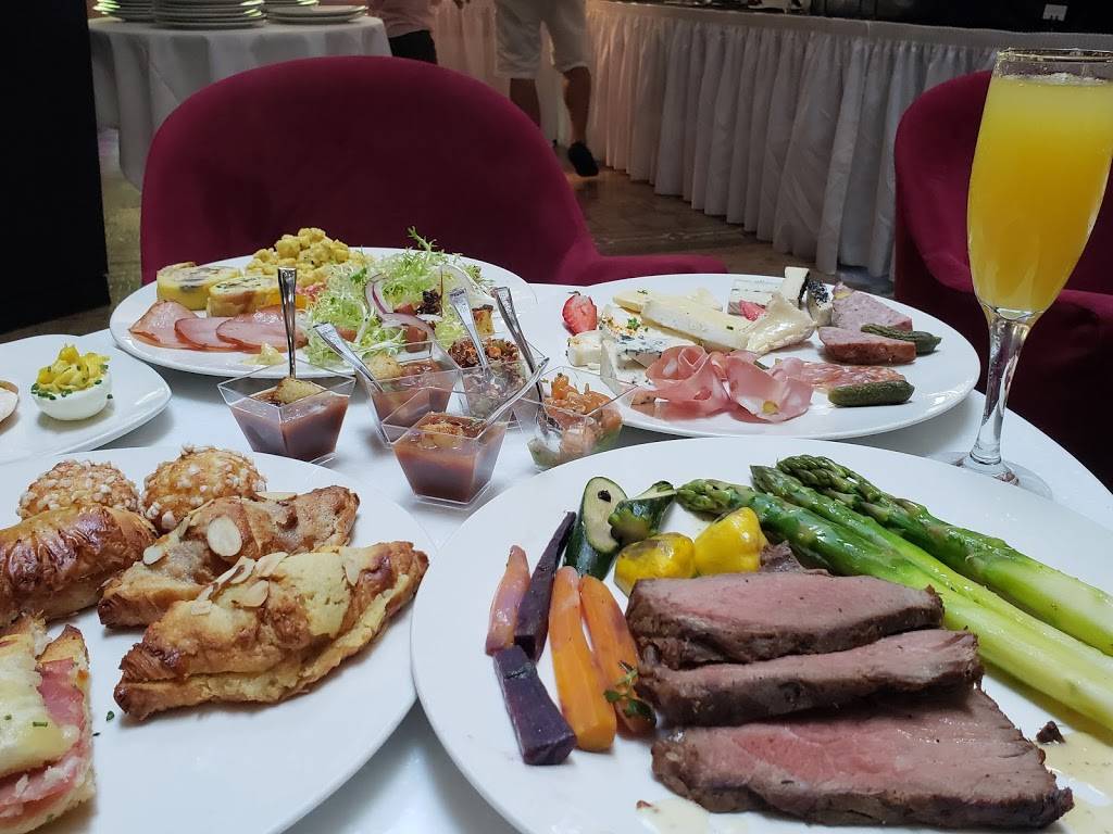 Le Petit Paris | night club | 418 S Spring St, Los Angeles, CA 90013, USA | 2132174445 OR +1 213-217-4445