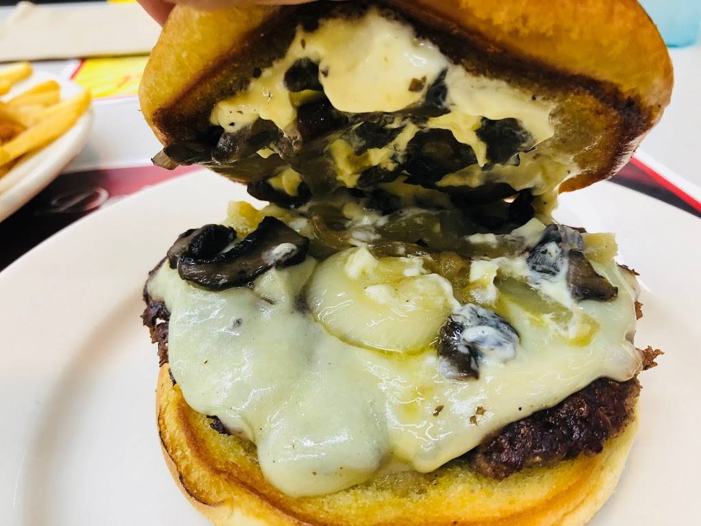 Steak n Shake | restaurant | 6789 Shannon Pkwy, Union City, GA 30291, USA | 6785192447 OR +1 678-519-2447