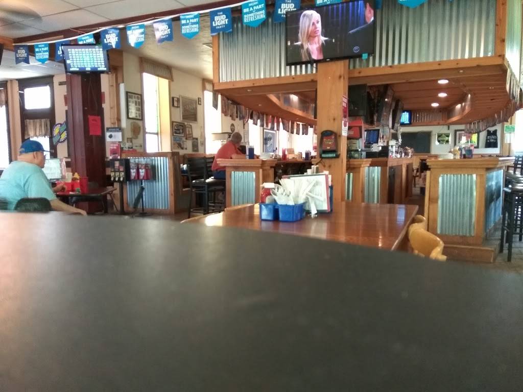 Hitching Post Inn | restaurant | 79 N Main St, Elkton, MI 48731, USA | 9893752496 OR +1 989-375-2496