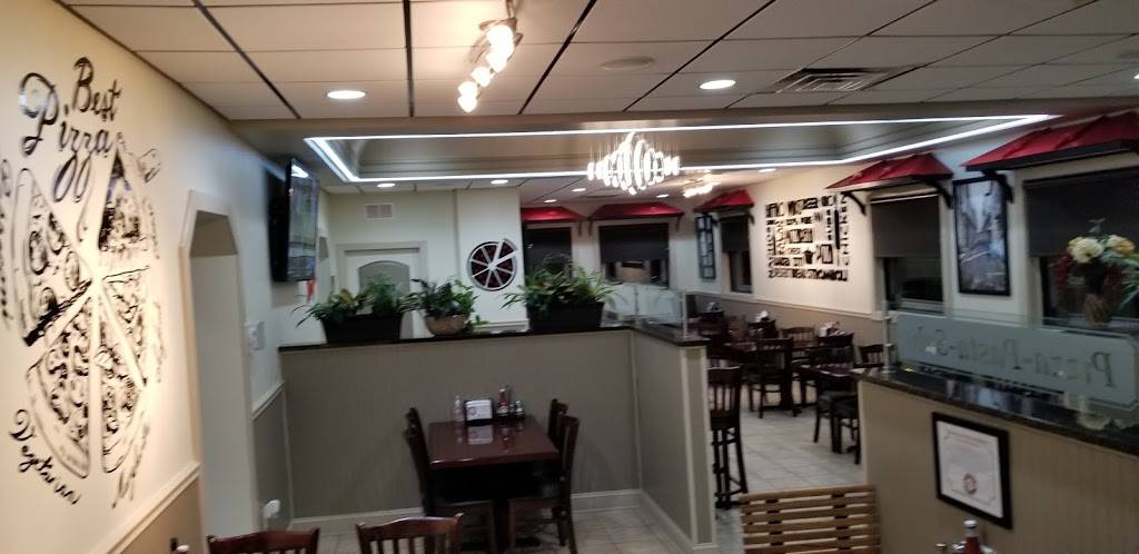 Anthonys Pizza | restaurant | 2644 Valley Ave, Winchester, VA 22601, USA | 5406675660 OR +1 540-667-5660