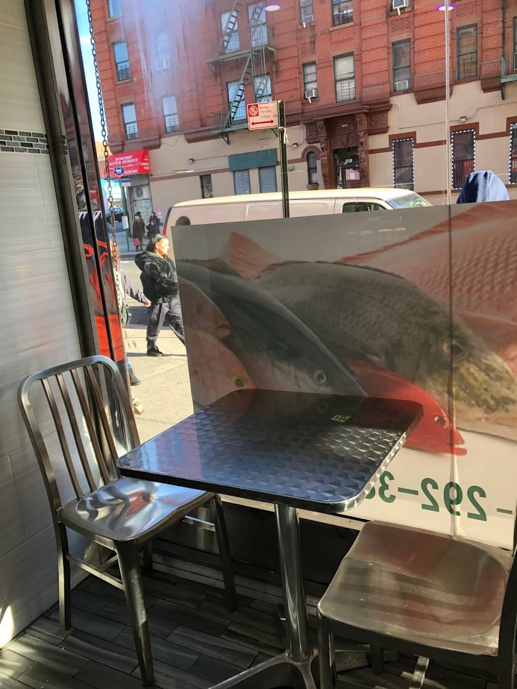 Fish Market | restaurant | 219 St Anns Ave, Bronx, NY 10454, USA | 7182923861 OR +1 718-292-3861