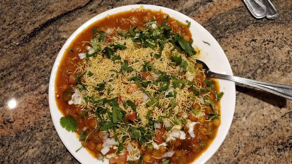 Chutneys | restaurant | 38259 W 10 Mile Rd, Farmington Hills, MI 48335, USA | 2488019296 OR +1 248-801-9296