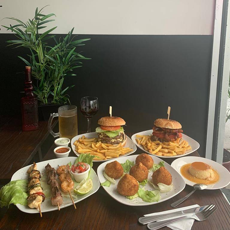 Samba Burger Rustica | restaurant | 1884 79th Street Causeway, North Bay Village, FL 33141, USA | 7864844412 OR +1 786-484-4412