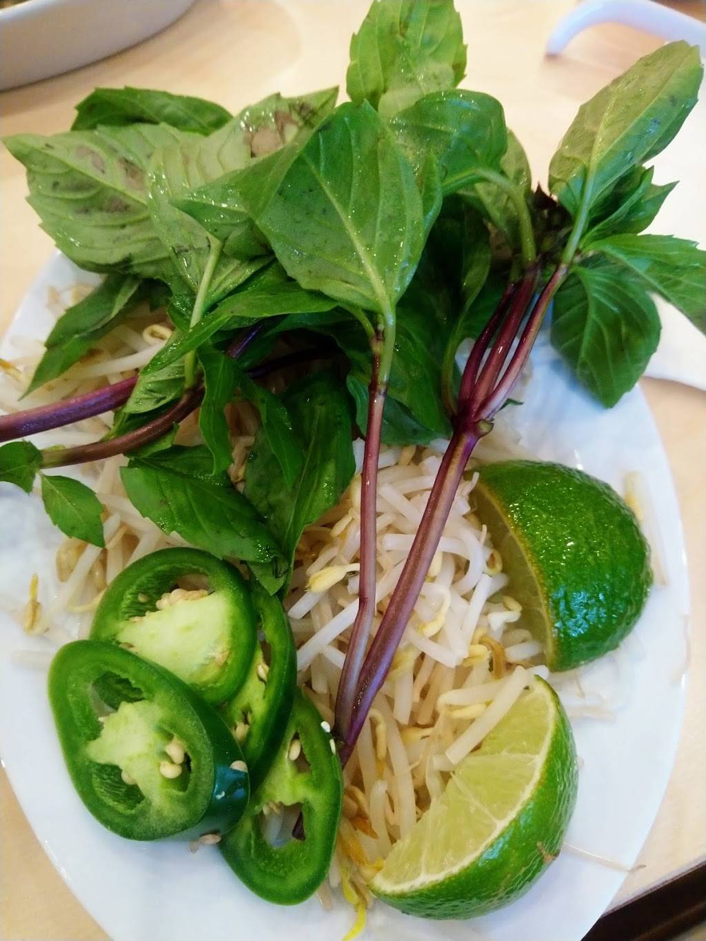 Pho Papa V’s | restaurant | 12983 Bellaire Blvd Ste A, Houston, TX 77072, USA | 8327818511 OR +1 832-781-8511