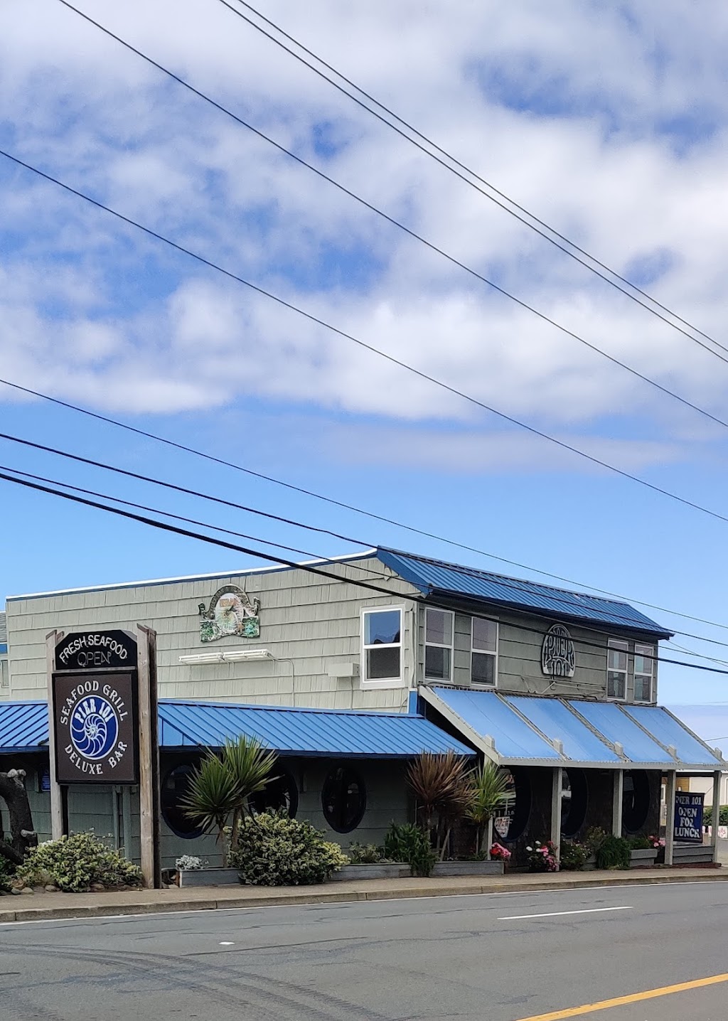 Pier 101 | restaurant | 415 US-101, Lincoln City, OR 97367, USA | 5419948840 OR +1 541-994-8840