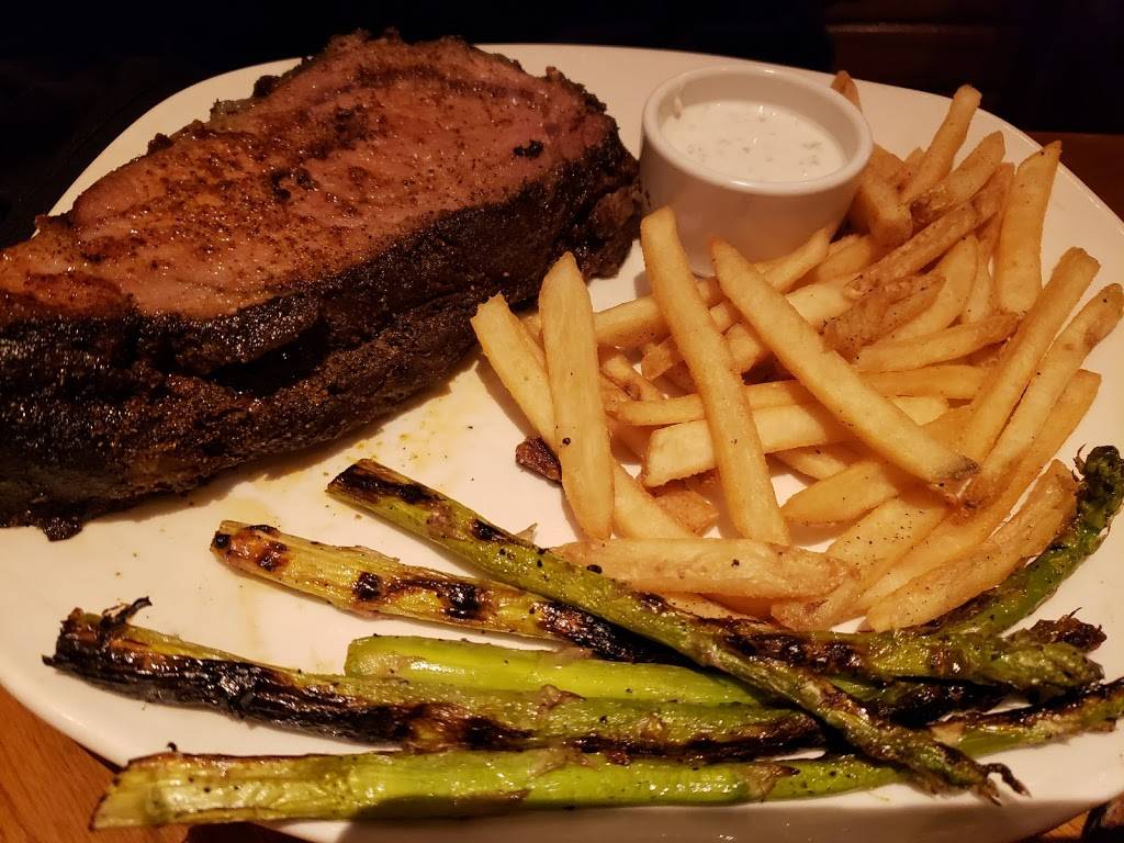 Outback Steakhouse | restaurant | 2410 SE Tones Dr, Ankeny, IA 50021, USA | 5159631243 OR +1 515-963-1243