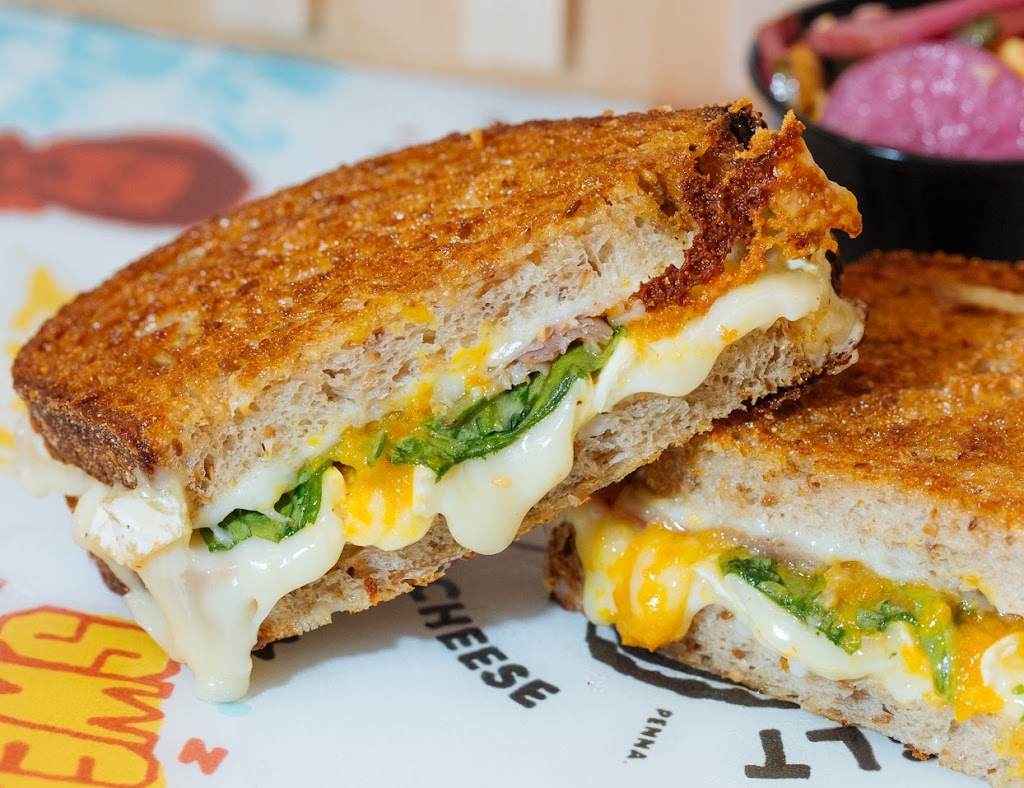 Mighty Melt | restaurant | 111 S Independence Mall E stall 9, Philadelphia, PA 19106, USA | 2156073204 OR +1 215-607-3204