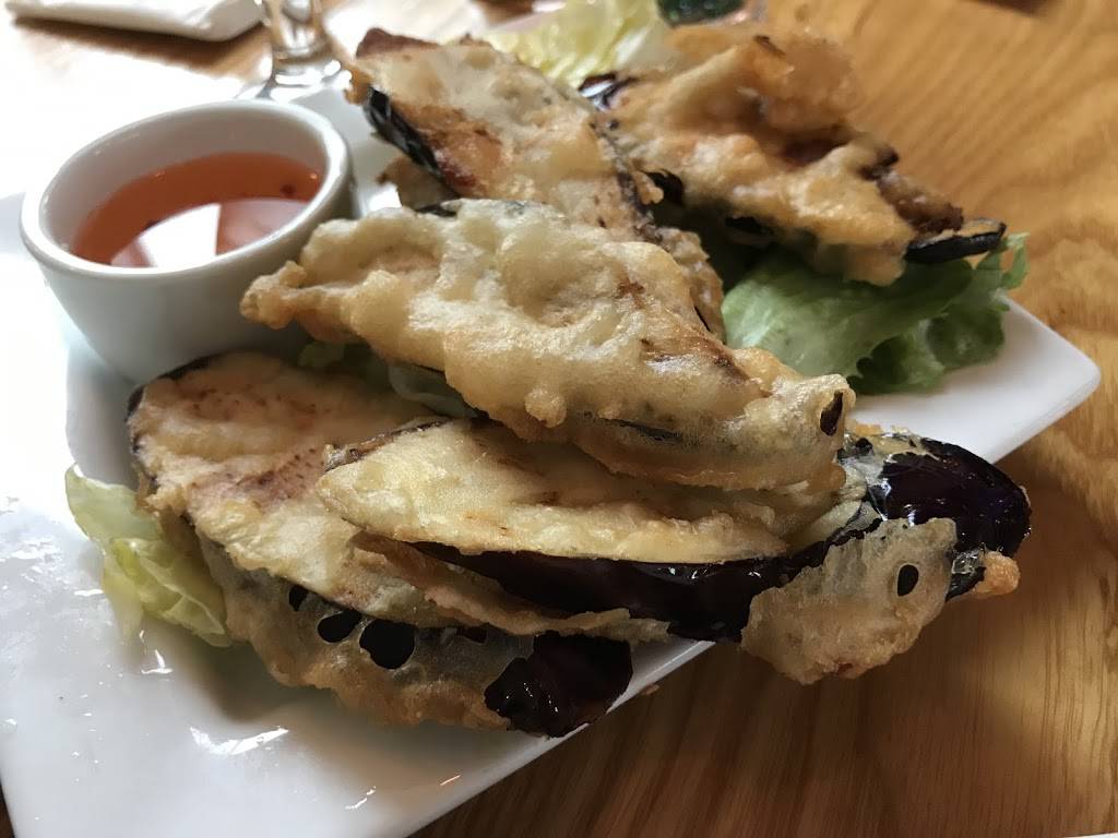 Alice Thai | restaurant | 3929 Battleground Ave, Greensboro, NC 27410, USA | 3369074009 OR +1 336-907-4009