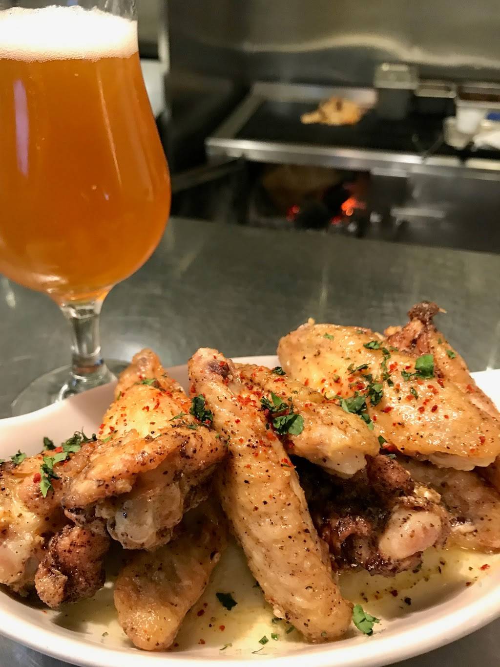 Old Irving Brewing Co. | restaurant | 4419 W Montrose Ave, Chicago, IL 60641, USA | 7739166421 OR +1 773-916-6421