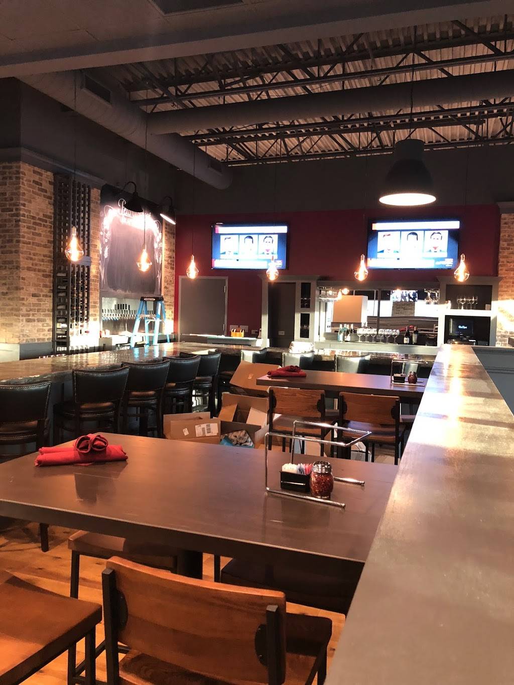 Pearl Street Pizzeria & Pub | restaurant | 10462 Olio Rd, Fishers, IN 46040, USA | 3173368703 OR +1 317-336-8703