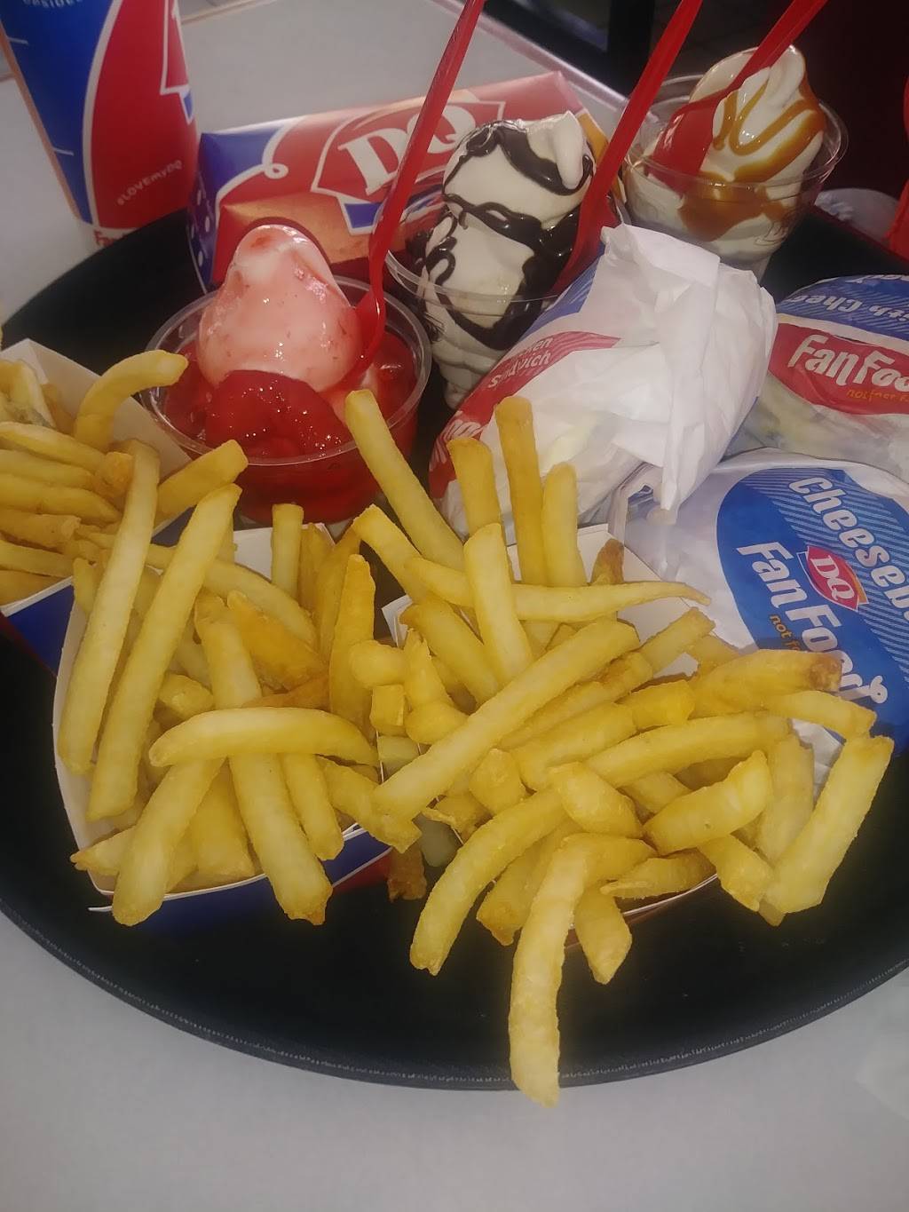 Dairy Queen | restaurant | 5636 W Irving Pk Rd, Chicago, IL 60634, USA | 7732826155 OR +1 773-282-6155