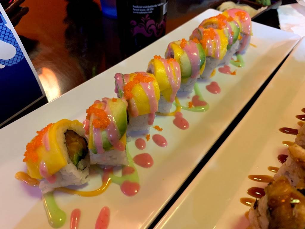 Suzushii Sushi & Grill | restaurant | 2041 U.S. 287 Frontage Rd #115, Mansfield, TX 76063, USA | 8174532334 OR +1 817-453-2334