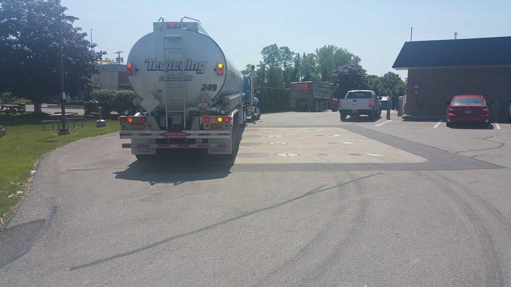 Stewarts Shops | cafe | 777 Quaker Rd, Queensbury, NY 12804, USA | 5187925371 OR +1 518-792-5371