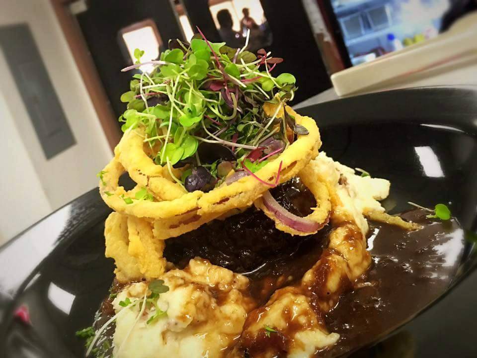 Adria Restaurant & Banquet Facility | restaurant | 436 Oak St, East Bridgewater, MA 02333, USA | 7814477888 OR +1 781-447-7888