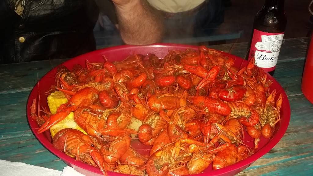 At the Tracks | restaurant | 11739 5th St, North Zulch, TX 77872, USA | 9363992410 OR +1 936-399-2410