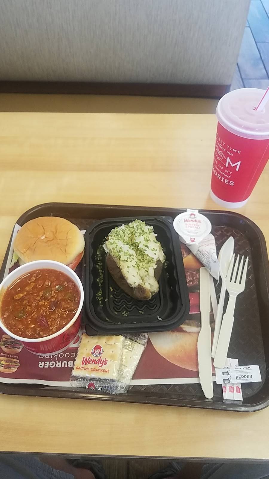 Wendys | restaurant | 1959 S Ridgewood Ave, South Daytona, FL 32119, USA | 3867884729 OR +1 386-788-4729