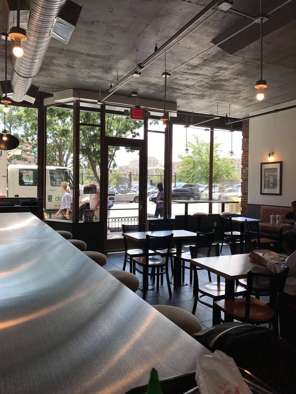 Quickway Japanese Hibachi | restaurant | 81 H St NW, Washington, DC 20001, USA | 2028473550 OR +1 202-847-3550