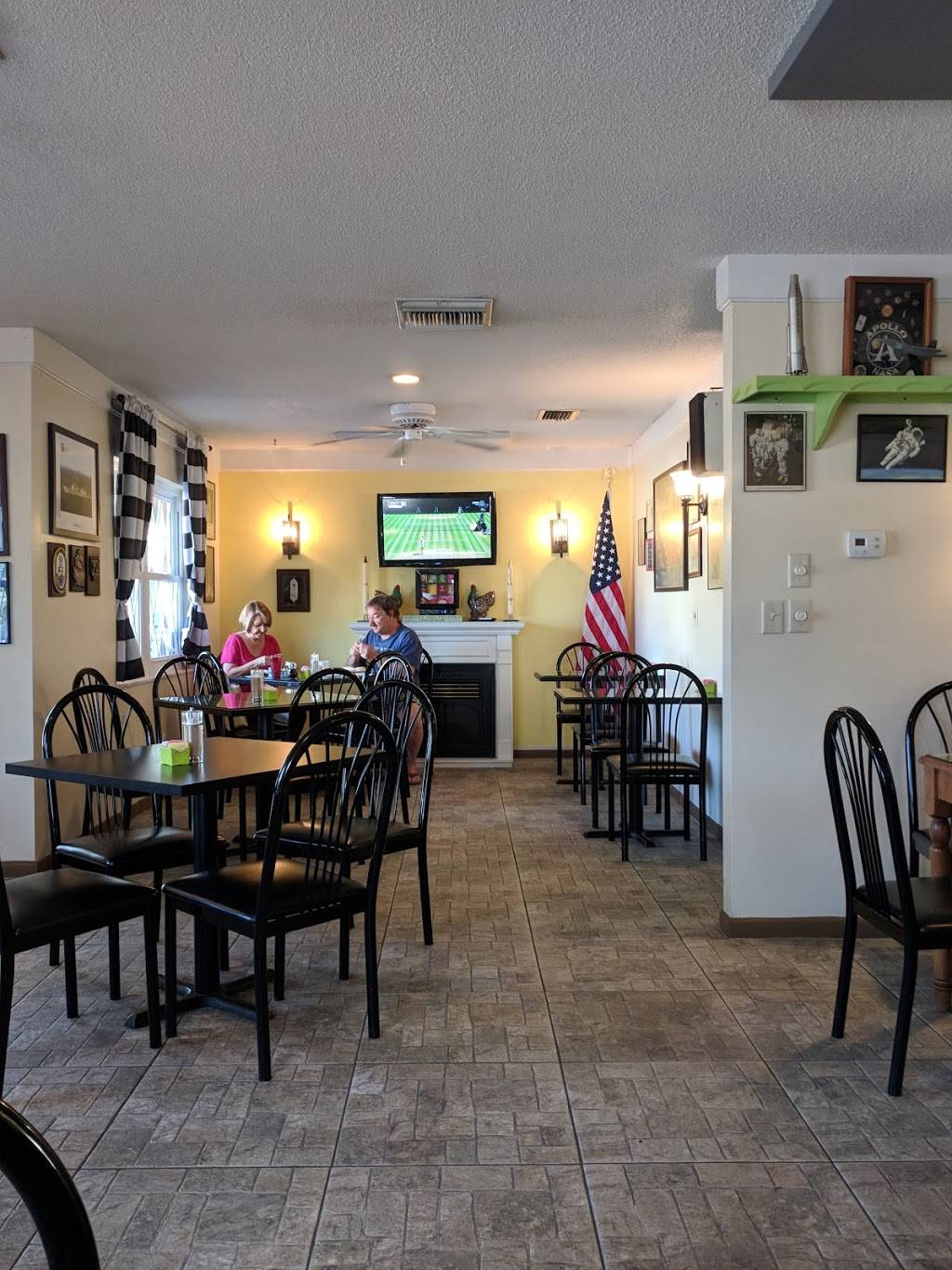 Jewel Cafe | restaurant | 2601 Jewell Rd, Belleair Bluffs, FL 33770, USA | 7275187901 OR +1 727-518-7901