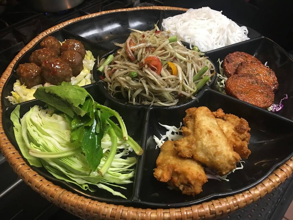 KBs Thai Hut | restaurant | ste f, 8055 Elk Grove Florin Rd, Sacramento, CA 95829, USA | 9166818286 OR +1 916-681-8286