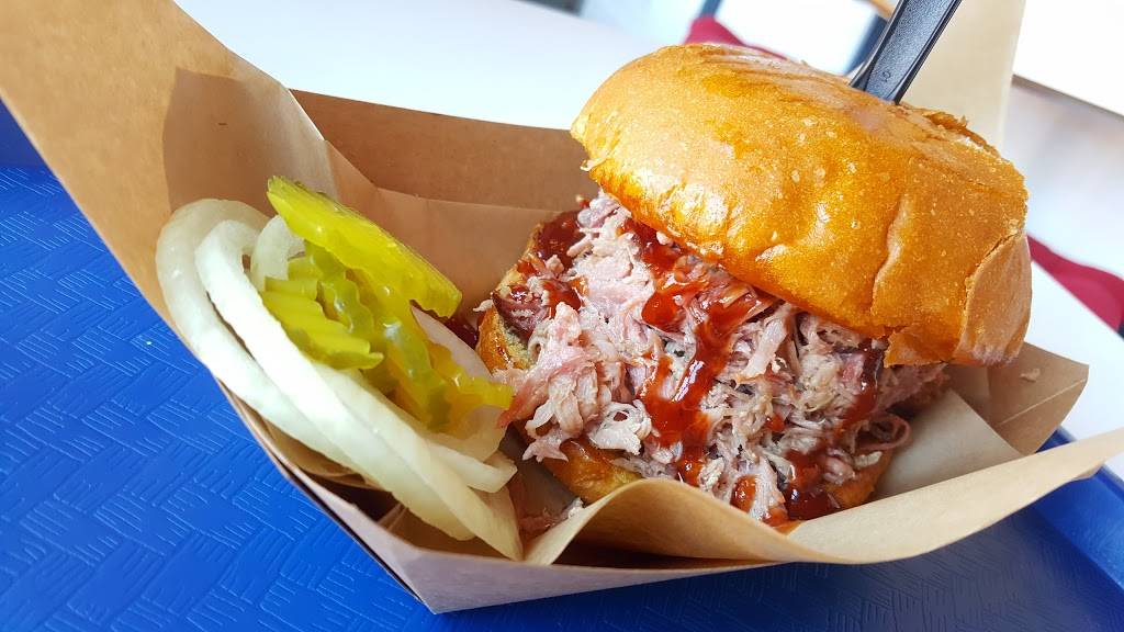 Balboa Barbie Q | restaurant | 600 E Bay Ave, Newport Beach, CA 92661, USA | 9496734000 OR +1 949-673-4000