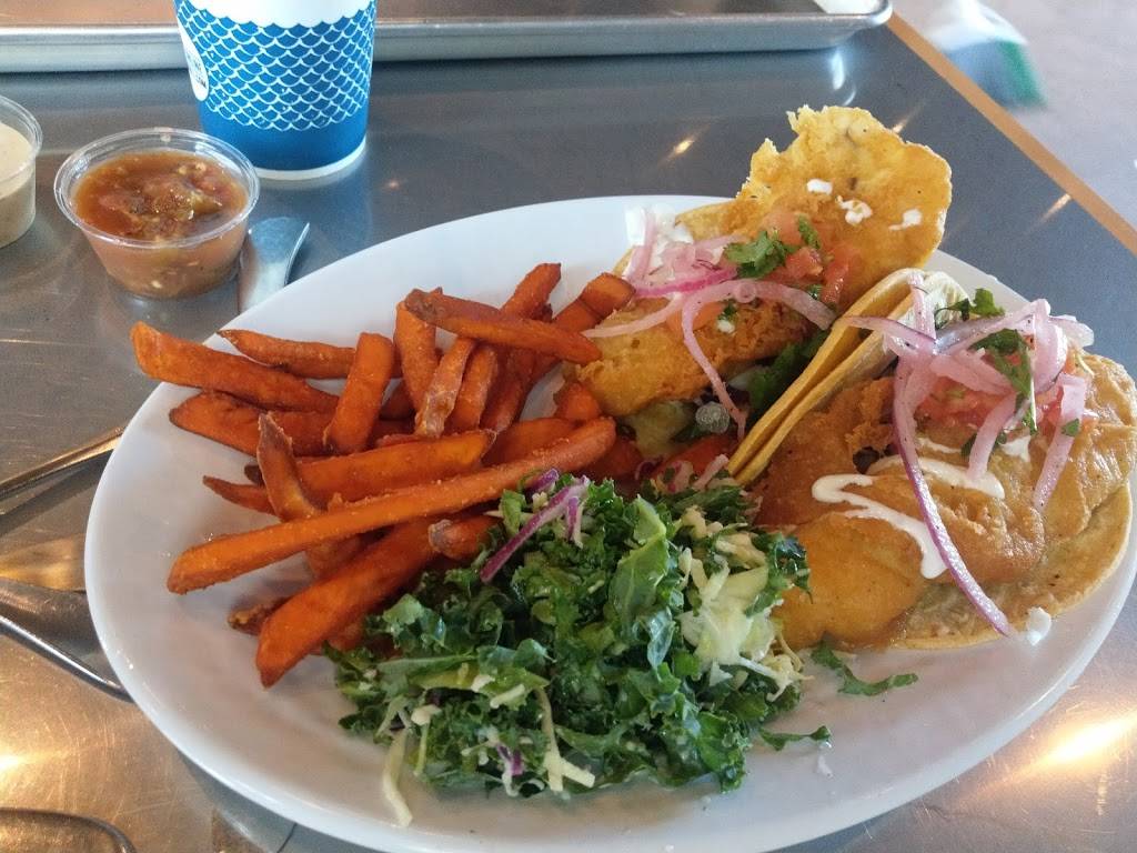 California Fish Grill | restaurant | 120 Fletcher Pkwy Suite 113-B, El Cajon, CA 92020, USA | 6193831510 OR +1 619-383-1510