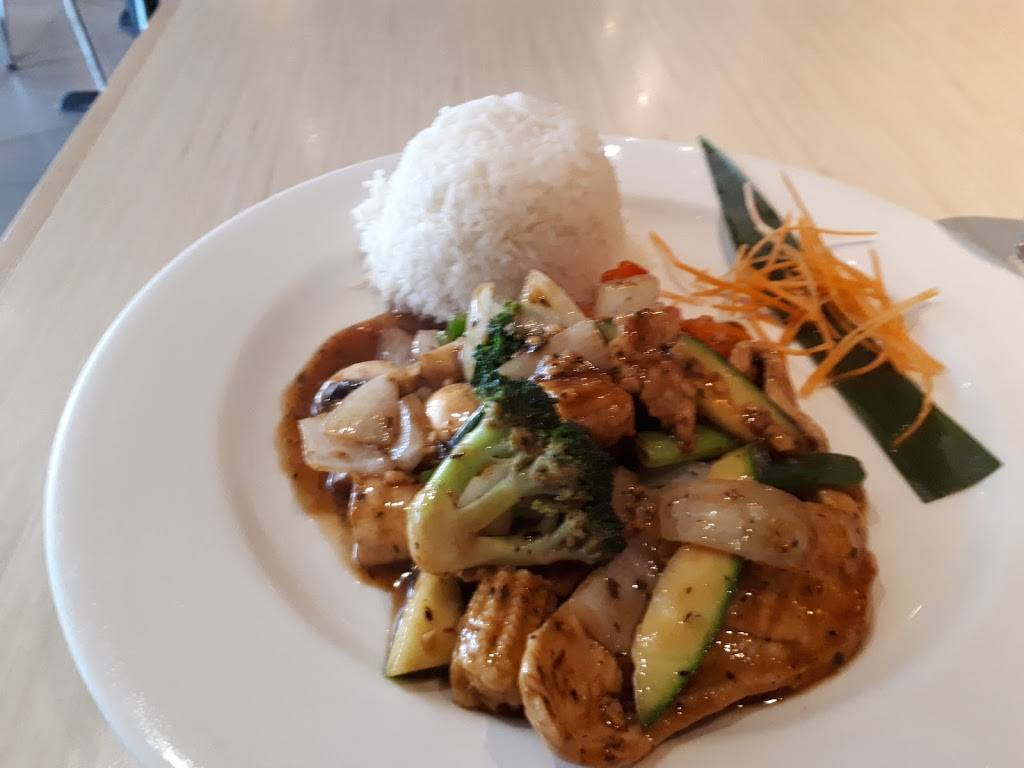 Lemongrass | restaurant | 1630 Bayview Ave, Toronto, ON M4G 3B7, Canada | 4163228202 OR +1 416-322-8202