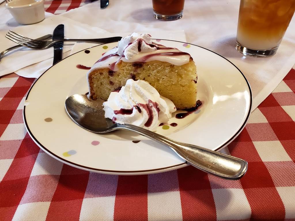 Pinocchios Casual Italian | restaurant | 3768 State Hwy 52, Frederick, CO 80516, USA | 3038336562 OR +1 303-833-6562