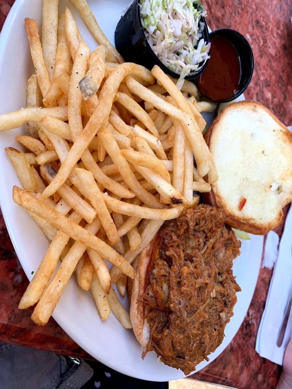 Two Drunken Goats | restaurant | 2509 N Ocean Ave, Riviera Beach, FL 33404, USA | 5614940201 OR +1 561-494-0201