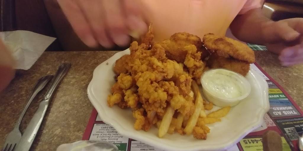 New England Pizza & Restaurant | restaurant | 1128, 518 Salmon Brook St, Granby, CT 06035, USA | 8606534447 OR +1 860-653-4447