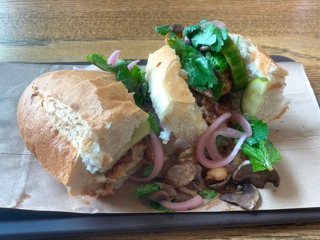 Brown Bag Provisions | restaurant | 150 Turtle Creek Blvd suite 202, Dallas, TX 75207, USA | 4693177164 OR +1 469-317-7164