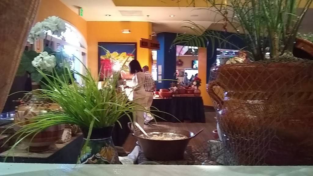 El Torito | restaurant | 2240 Griffin Way, Corona, CA 92879, USA | 9517369379 OR +1 951-736-9379