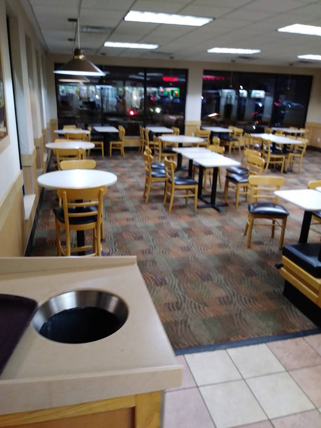 Wendys | restaurant | 3735 Pearl Rd, Cleveland, OH 44109, USA | 2167411990 OR +1 216-741-1990