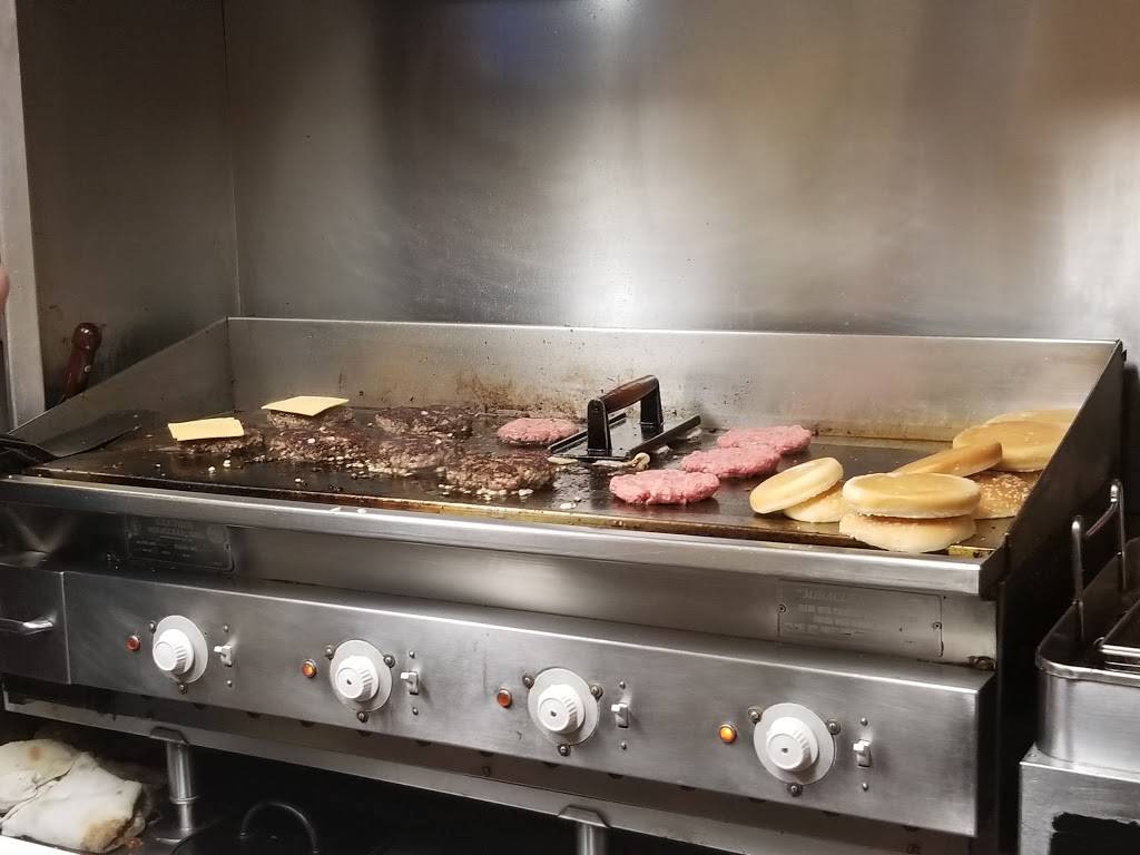 Roys BBQ & Burgers | restaurant | 25 Wabash St, Milan, MI 48160, USA | 7344391737 OR +1 734-439-1737