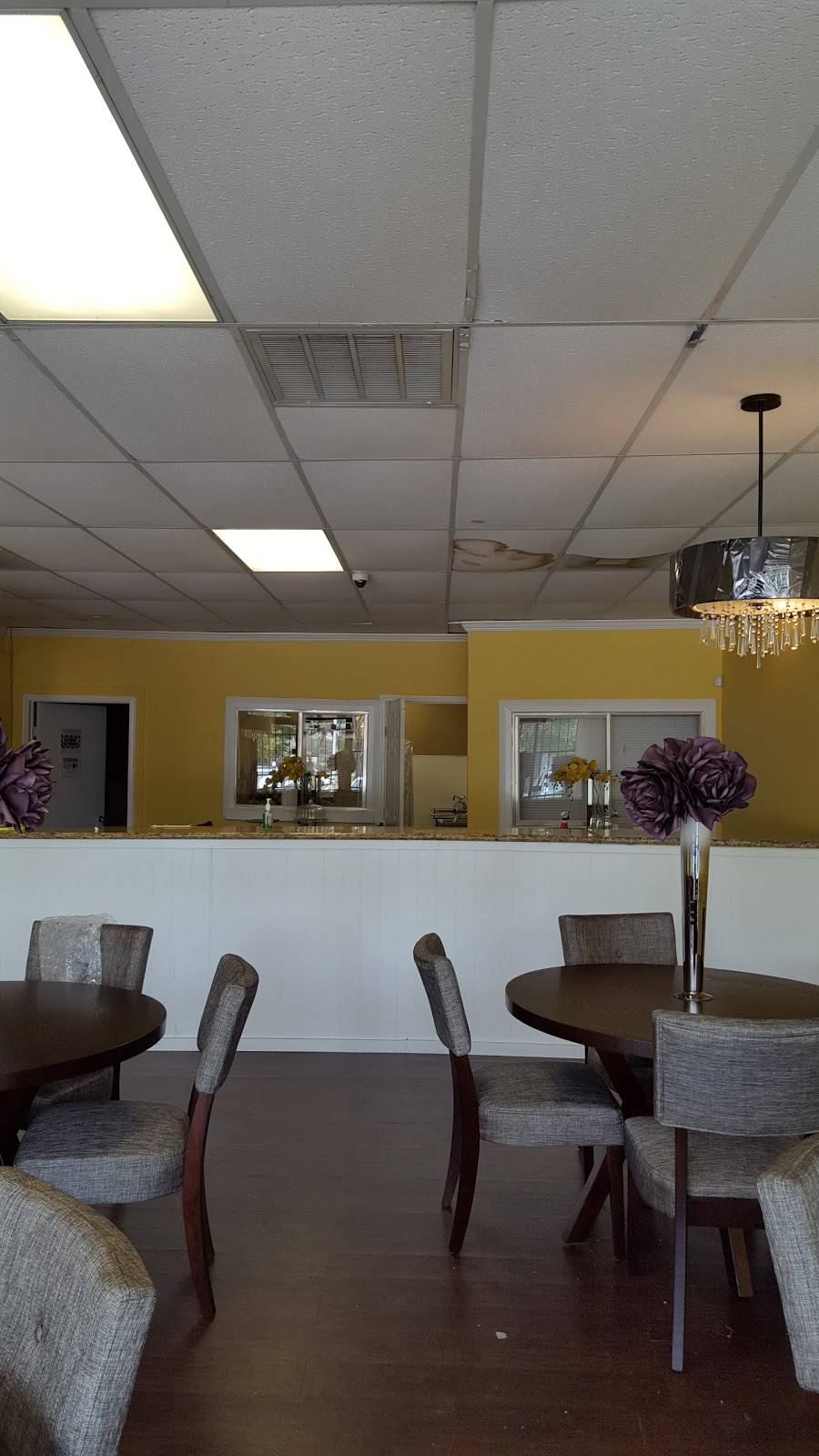 Ms. Sugarmama & Co. | restaurant | 12140 Fondren Rd, Houston, TX 77035, USA | 7137281000 OR +1 713-728-1000