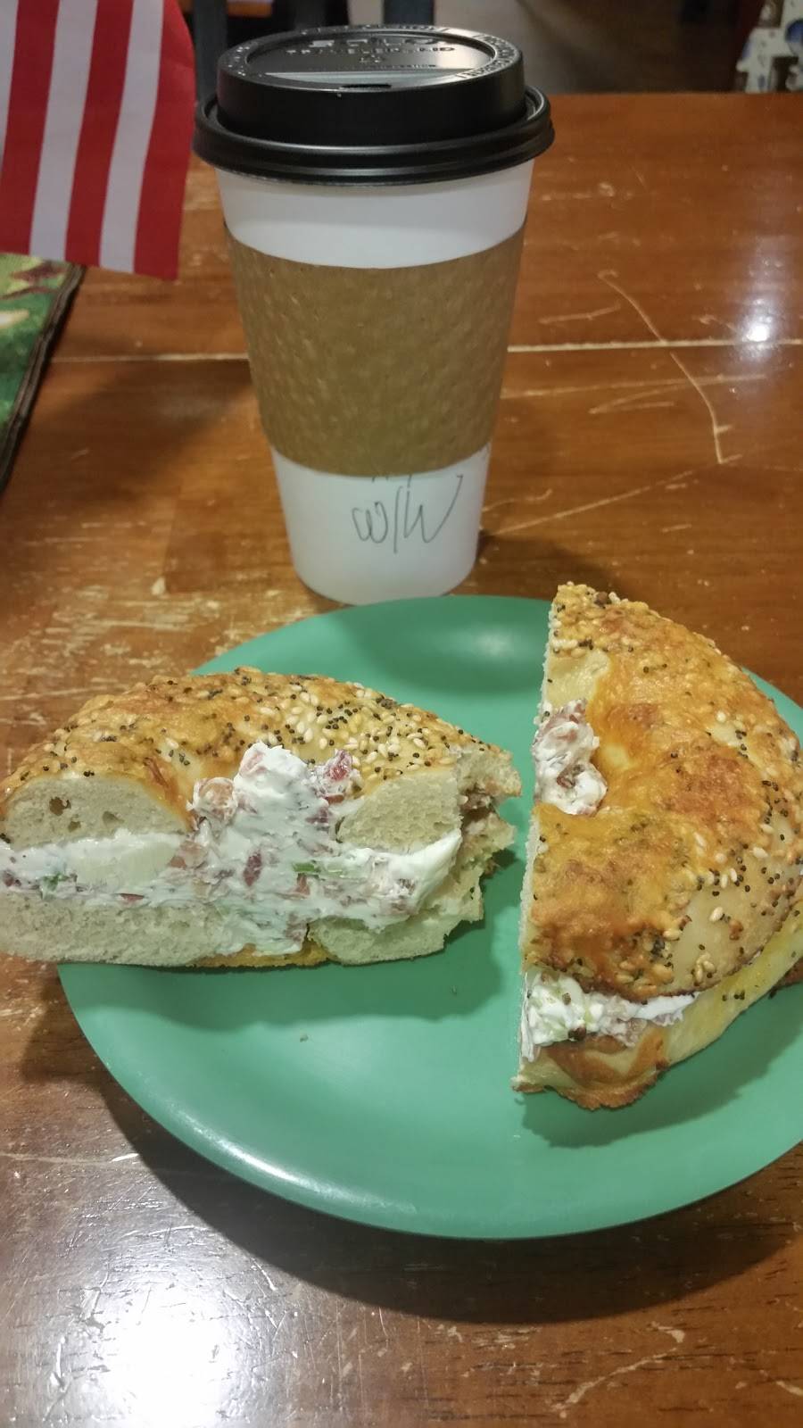 Crossroads Coffee Cafe | cafe | 250 Princeton Ave, Gladstone, OR 97027, USA | 5036572999 OR +1 503-657-2999