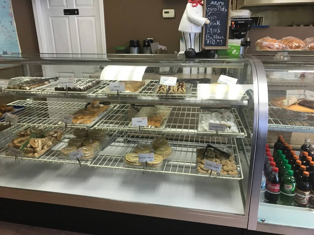 Greek Delights Cafe | restaurant | 5000 E Market St, Warren, OH 44484, USA | 3308564119 OR +1 330-856-4119