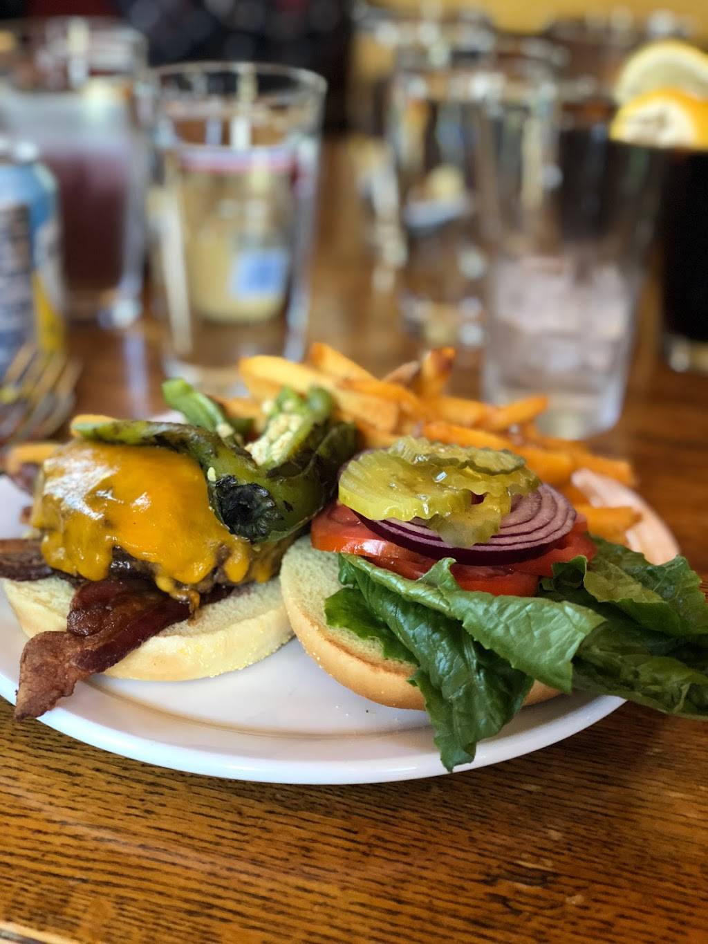 Coast Cafe | restaurant | 46 Wharf Rd, Bolinas, CA 94924, USA | 4158682298 OR +1 415-868-2298