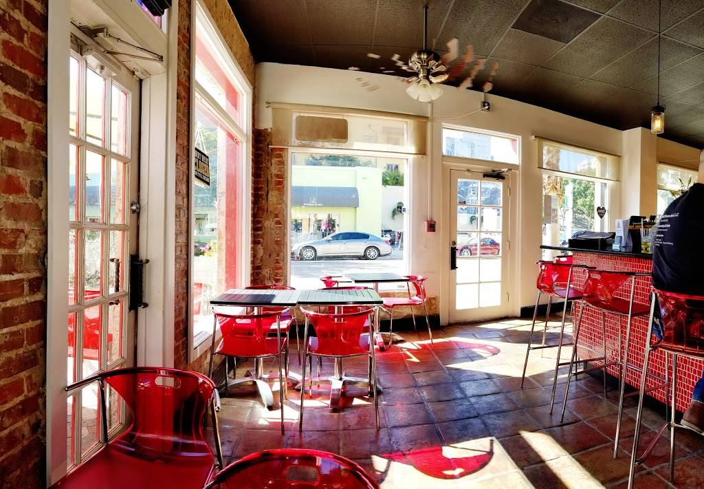 The Fountain Kitchen & Wine Bar | restaurant | 543 S Pineapple Ave, Sarasota, FL 34236, USA | 9412038523 OR +1 941-203-8523