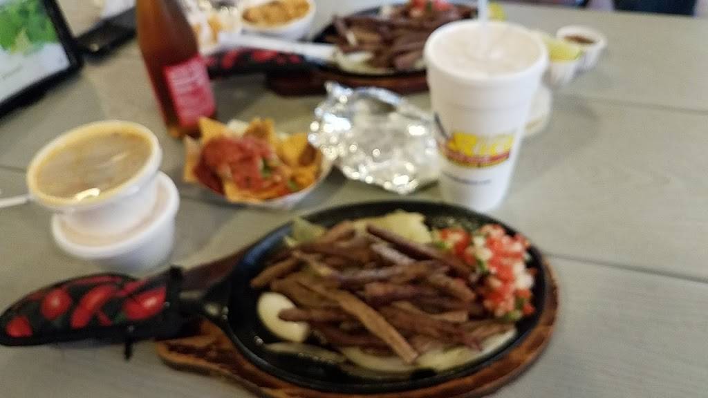 El Pollo Rico | restaurant | 1070 N BUSINES, I-35BL, New Braunfels, TX 78130, USA | 8303581537 OR +1 830-358-1537