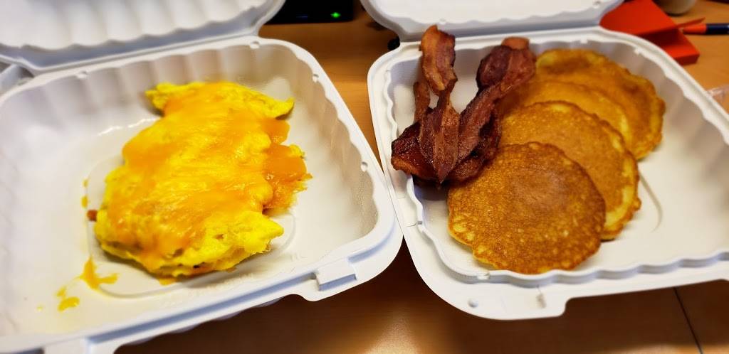 Farm House Restaurant | restaurant | 2029 S Neil St, Champaign, IL 61820, USA | 2173557878 OR +1 217-355-7878