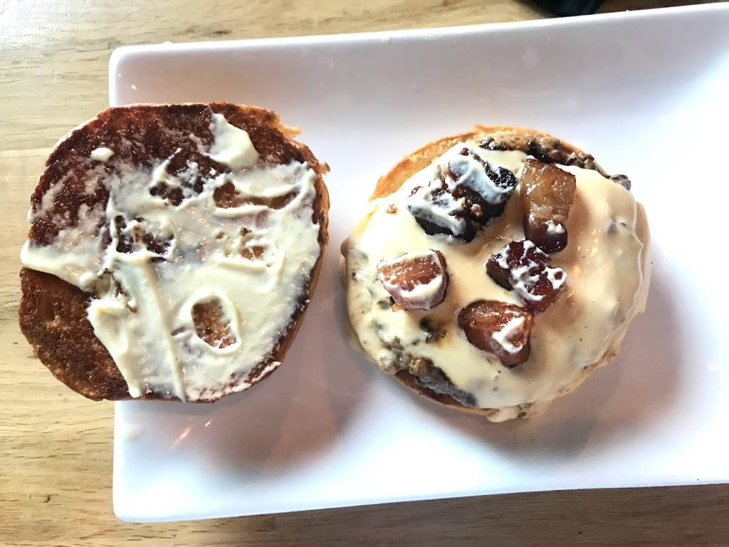 Umami Burger Costa Mesa | restaurant | 2981 Bristol St B-2, Costa Mesa, CA 92626, USA | 7149578626 OR +1 714-957-8626